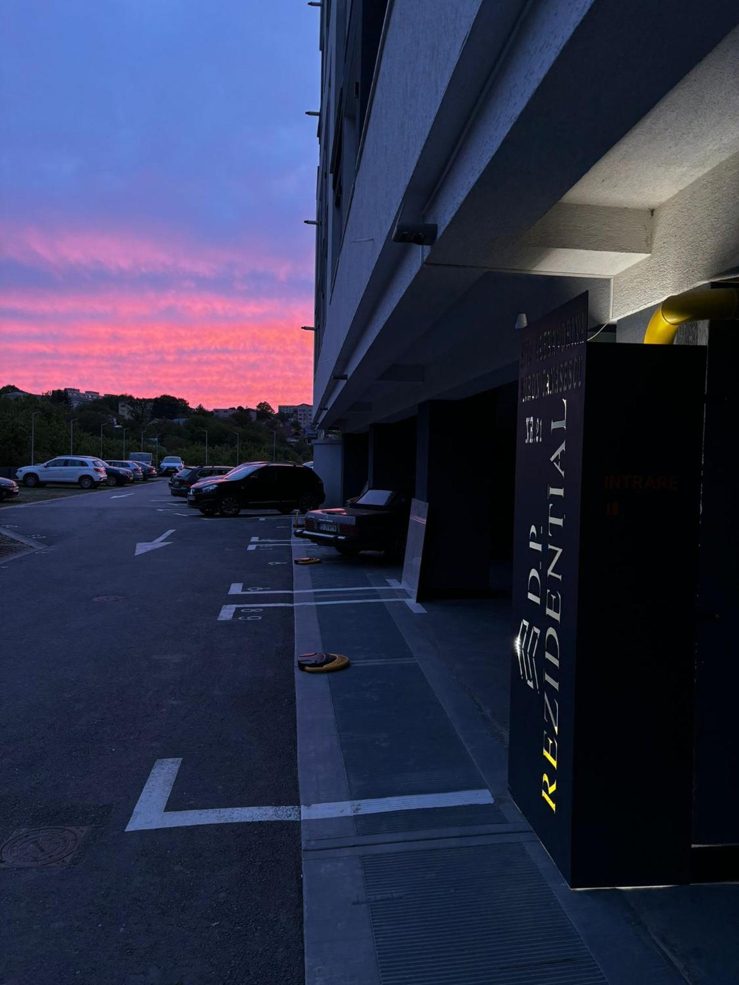 ヤシSky View - Free Parkingアパートメント エクステリア 写真