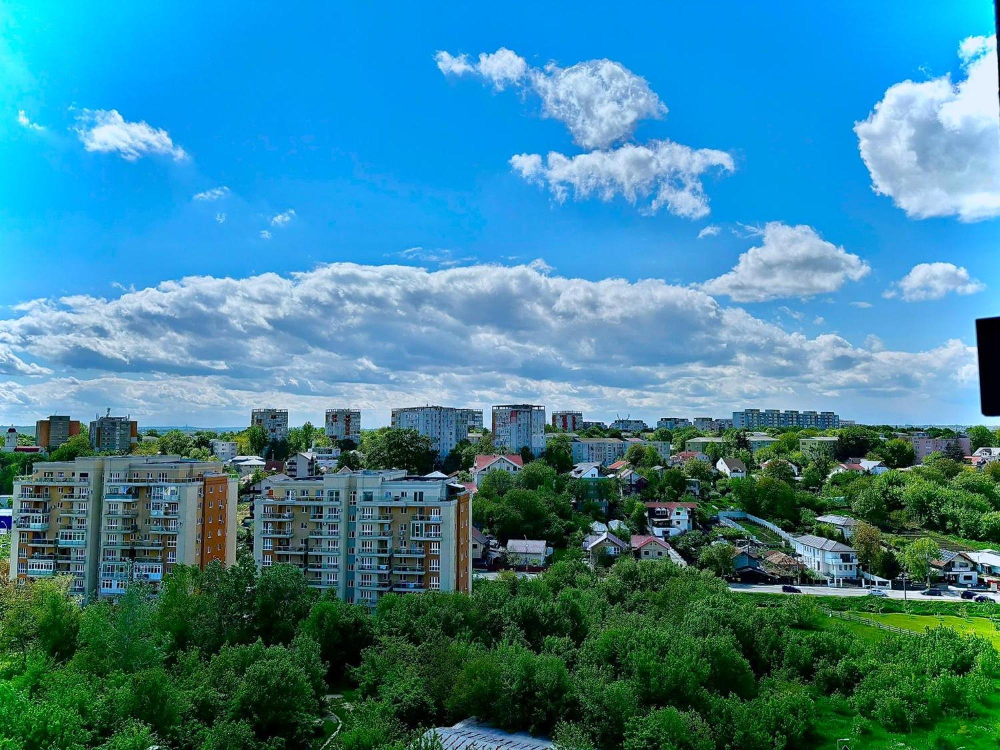 ヤシSky View - Free Parkingアパートメント エクステリア 写真